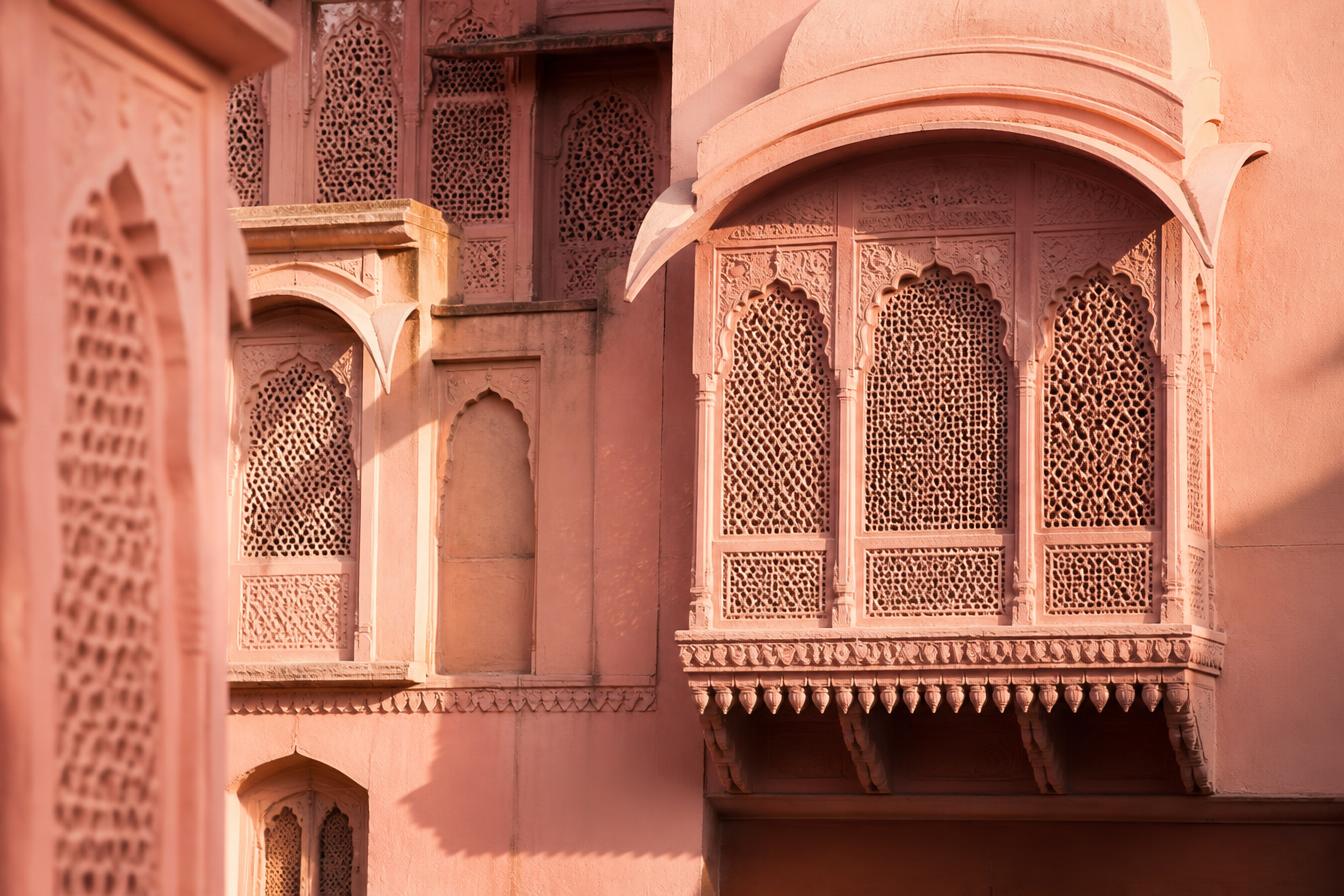 Sandstone jharokha balconies and jaali screens, Jaipur